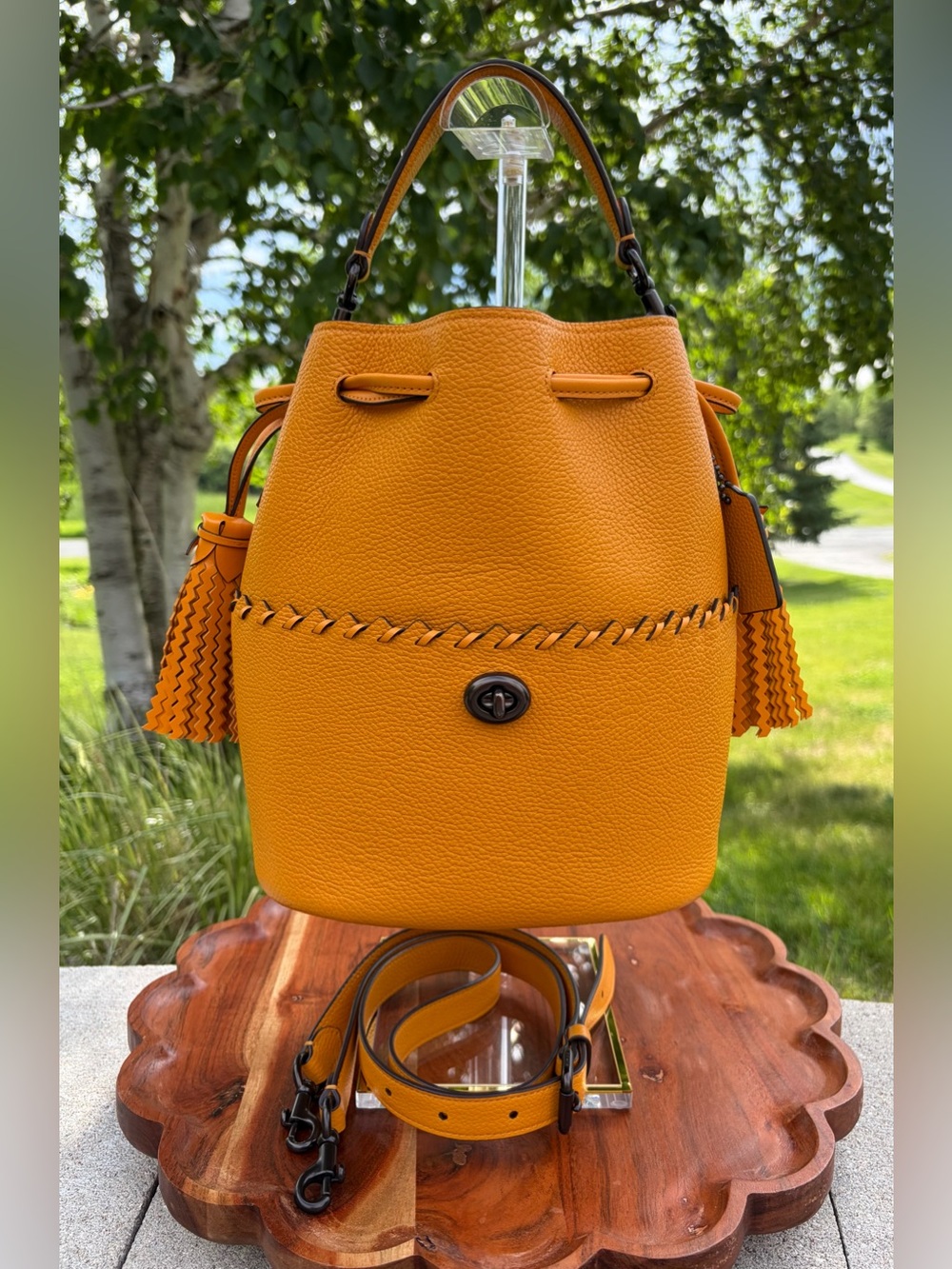 Coach Lora Whipstitch Bucket Bag Pebble Leather Like New